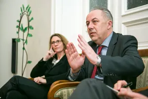 07   Aufnahme einer Gesprächsrunde in Berlin