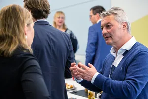 26   Event foto von teilnehmern der nobi smart lights produktvorstellung
